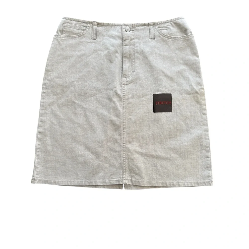 NWT! Gloria Vanderbilt petite tan/khaki stretch skirt (size 12) - Picture 1 of 5